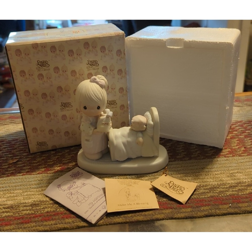 1986 Precious Moments 100102 Make Me A Blessing Girl Figurine with Box